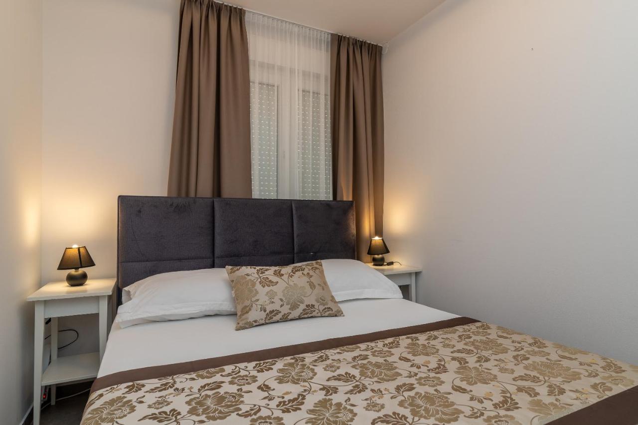 Apartments Liam Τρογκίρ Εξωτερικό φωτογραφία