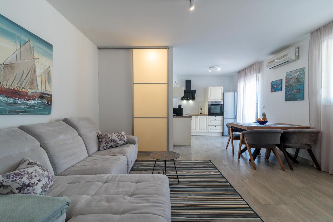 Apartments Liam Τρογκίρ Εξωτερικό φωτογραφία