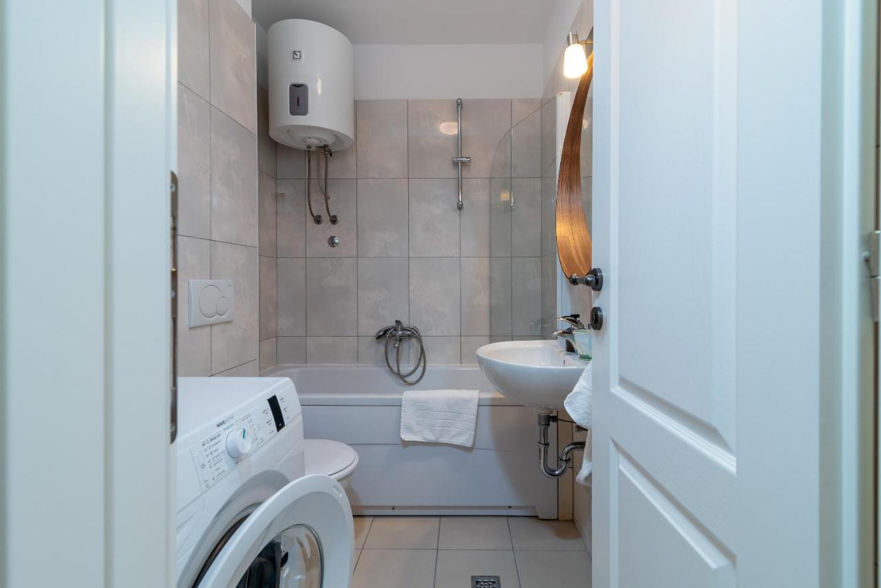 Apartments Liam Τρογκίρ Εξωτερικό φωτογραφία