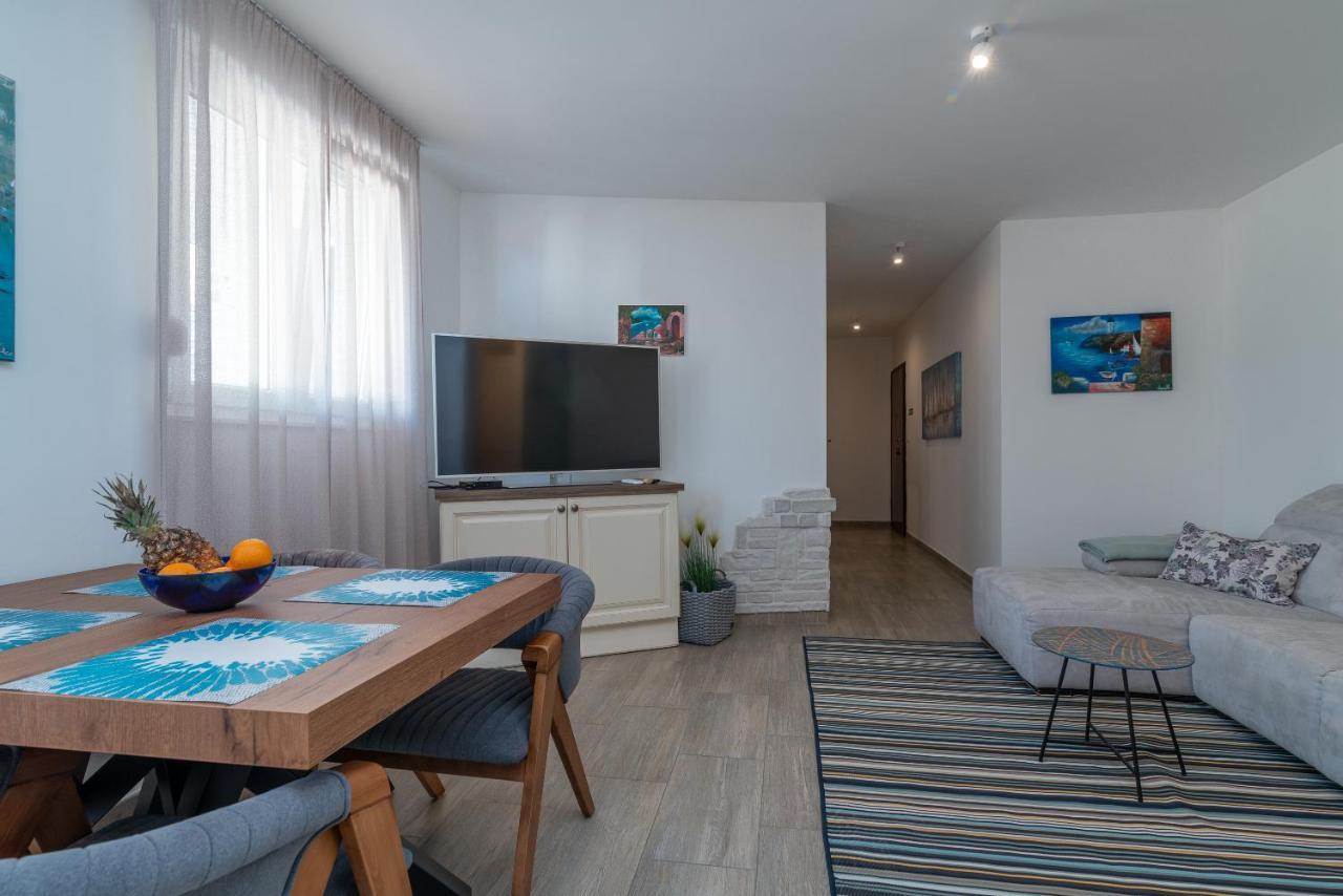 Apartments Liam Τρογκίρ Εξωτερικό φωτογραφία